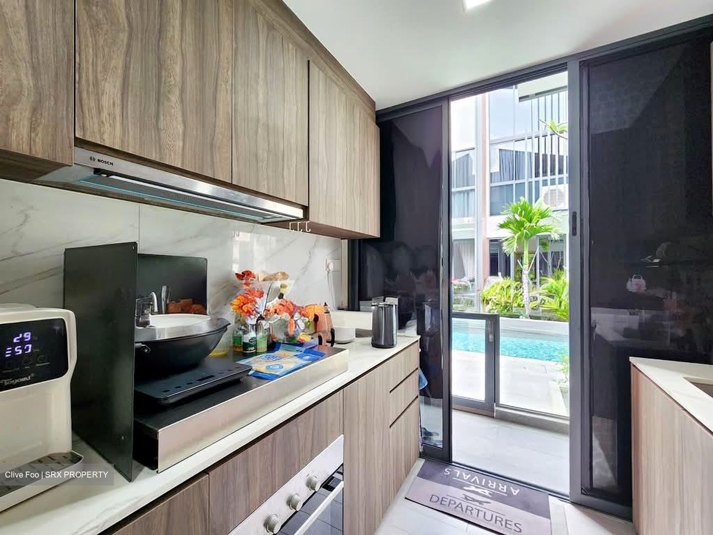 Affinity At Serangoon (D19), Terrace #527876421